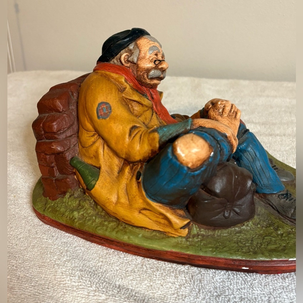 Naturecraft Travellers Rest Figurine #827 Hand Painted 1972 Congleton England - Picture 4 of 9